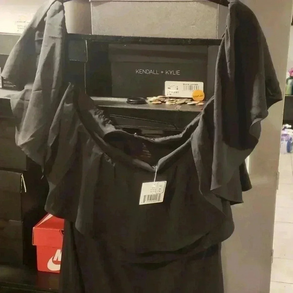 WALTER BAKER DRESS 👗 - Picture 3 of 4